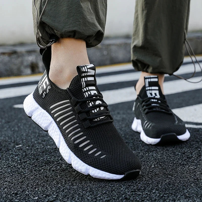 Summer Men Sneakers Lightweight Breathable Mesh Outdoor Casual Shoes Fashionable Tennis Training Shoes Men'S Shoes Free Shipping